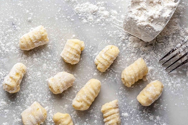 نکات تکمیلی طرز تهیه پاستا گنوچی