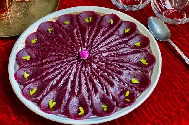 طرز تهیه حلوای لبو؛ در یک نگاه