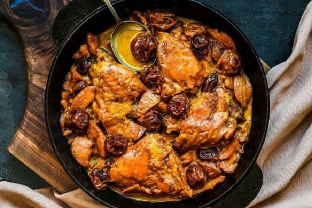 نکات تکمیلی طرز تهیه خورش به آلو با مرغ