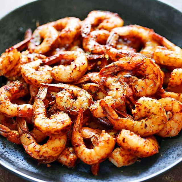 طرز تهیه میگو کبابی با سس مخصوص در یک نگاه طرز تهیه میگو کبابی با سس مخصوص در یک نگاه