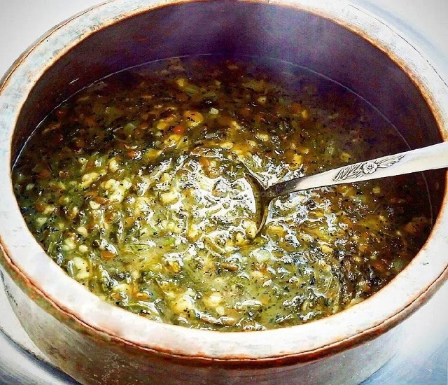 طرز تهیه آش اوماج اصفهانی؛ در یک نگاه