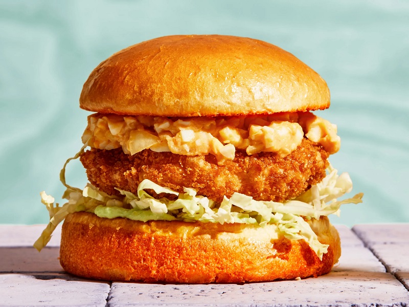 طرز تهیه برگر میگو؛ در یک نگاه طرز تهیه برگر میگو؛ در یک نگاه