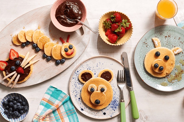 طرز تهیه پنکیک موز برای کودک در یک نگاه طرز تهیه پنکیک موز برای کودک در یک نگاه