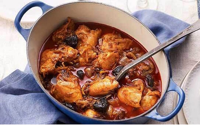 طرز تهیه خورش به آلو با مرغ؛ در یک نگاه