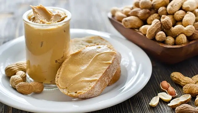 آیا کره بادام زمینی واقعاً باعث لاغری میشود؟ آیا کره بادام زمینی واقعاً باعث لاغری میشود؟