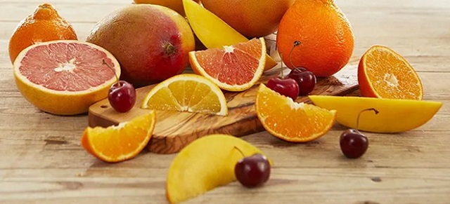 نوشیدنیها و اسموتیهای میوهای برای رفع سریع افت فشار نوشیدنیها و اسموتیهای میوهای برای رفع سریع افت فشار