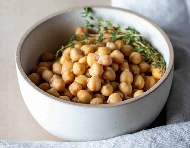 نخود پخته در یخچال چند روز سالم میمونه؟ نخود پخته در یخچال چند روز سالم میمونه؟