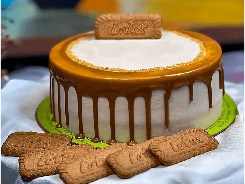 طرز تهیه کیک لوتوس