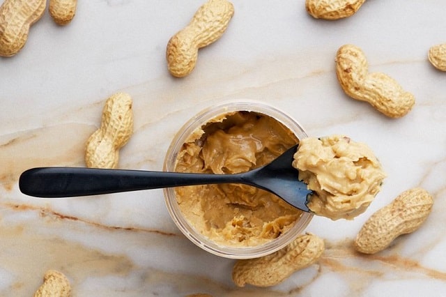 ویژگیهای طلایی بهترین کره بادام زمینی رژیمی ویژگیهای طلایی بهترین کره بادام زمینی رژیمی