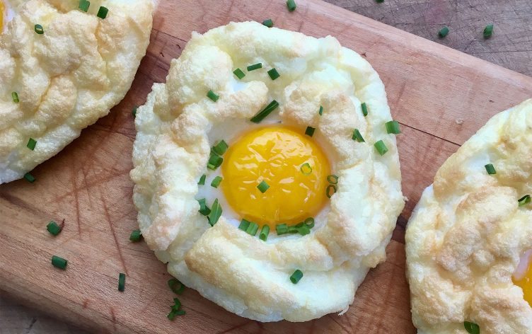 روش تهیه نیمرو پفکی در فر (رژیمی)