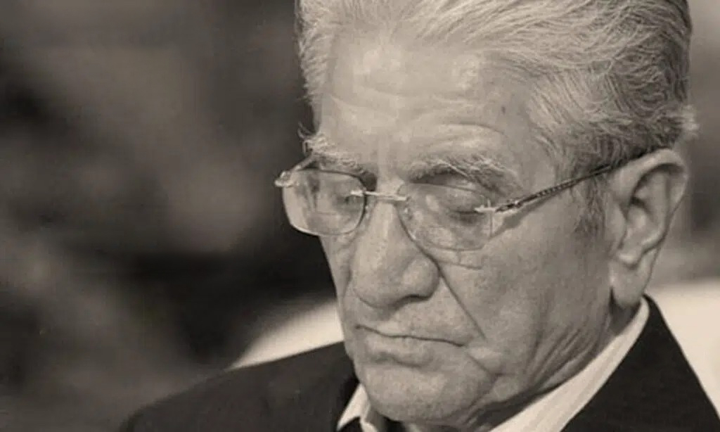 زنده یاد کریم فضلی