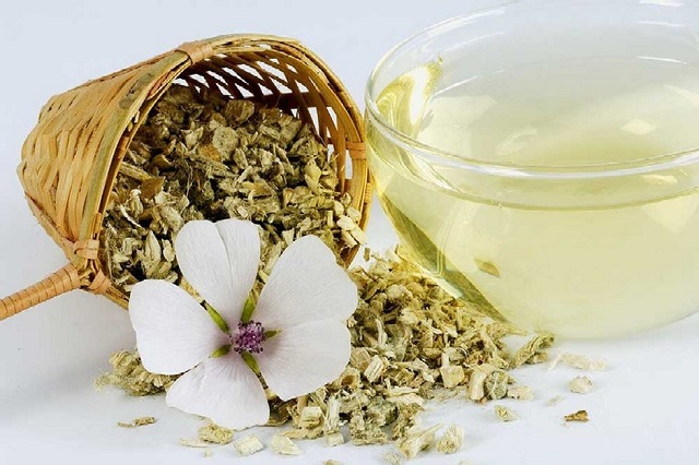 خواص گل ختمی برای خشکی دهان و آفت