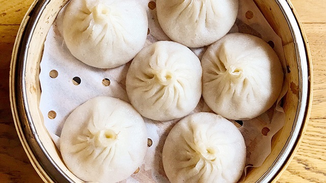 مراحل طرز تهیه مومو یا دامپلینگ؛ پیش‌غذای محبوب کره‌ای