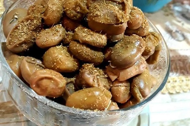 بررسی طبع باقالی در طب سنتی و چرا حتماً باید با «گلپر» مصرف بشه بررسی طبع باقالی در طب سنتی و چرا حتماً باید با «گلپر» مصرف بشه