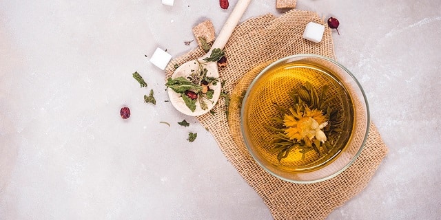 بهترین دمنوش‌ها برای کاهش چربی خون