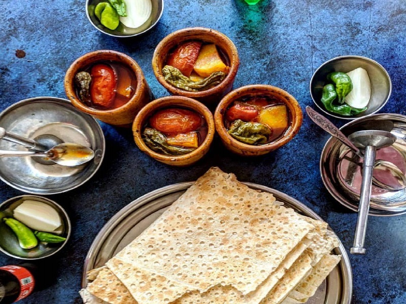 طرز تهیه آبگوشت فلفل همدانی