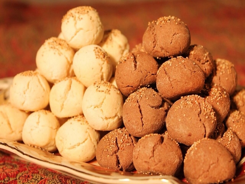 طرز تهیه شیرینی قندی قزوینی در فر و بدون فر برای عید نوروز