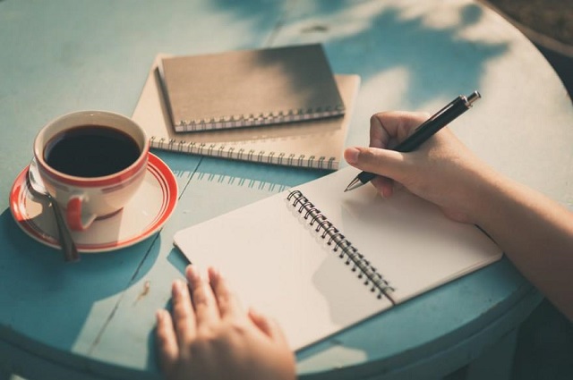 چگونه شروع به نوشتن کنیم؟ نکات کاربردی برای مبتدیان چگونه شروع به نوشتن کنیم؟ نکات کاربردی برای مبتدیان