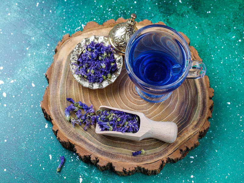 طرز تهیه دمنوش گل گاوزبان