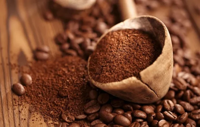 چرا قهوه پودر شده زودتر کیفیت خود را از دست می‌دهد؟