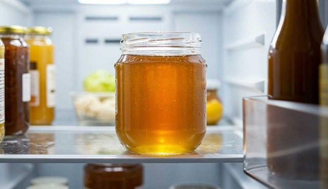نگهداری عسل در یخچال یا فریزر؛ بهترین روش‌ها برای حفظ کیفیت