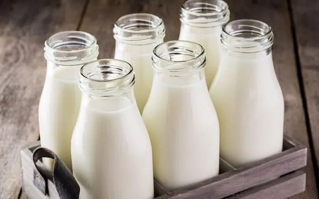 ارزش غذایی شیر حیوانی و گیاهی ارزش غذایی شیر حیوانی و گیاهی