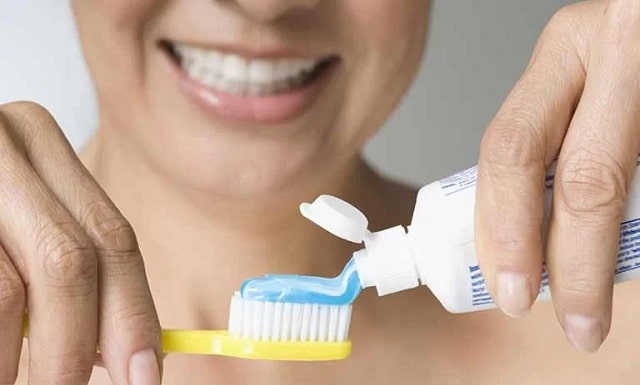 خمیر دندان ضدحساسیت چه ترکیباتی دارد؟