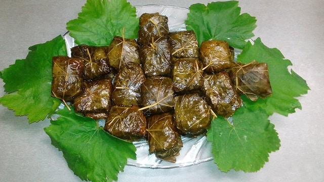 فوت و فن خوشمزه شدن دلمه برگ مو