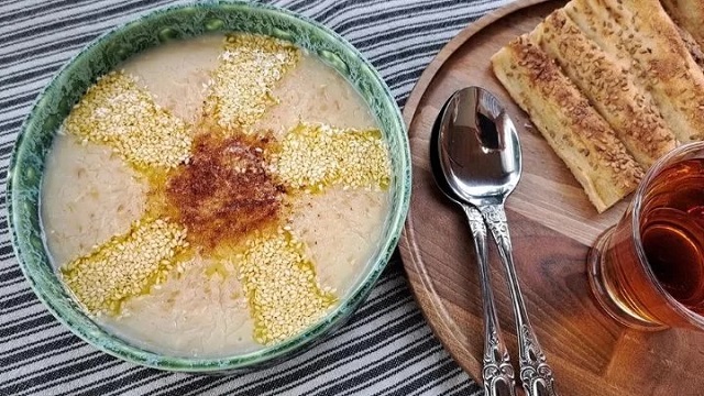 تزیین حلیم با کره داغ و طرح‌های هندسی