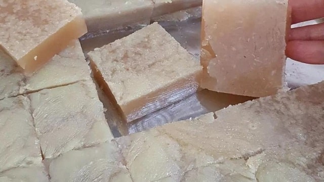 چه مقدار عصاره مرغ به غذا اضافه کنیم؟
