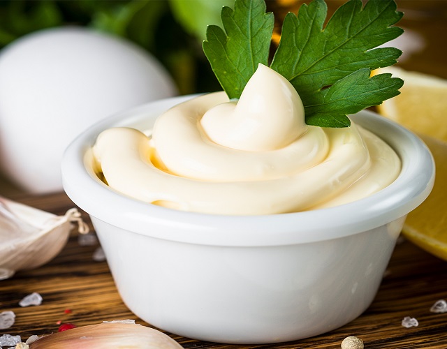 اشتباهات رایج در نگهداری مایونز