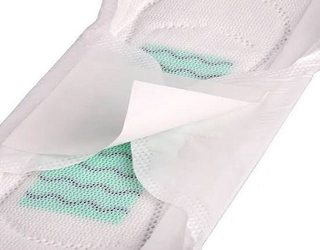 نوار بهداشتی مشبک چیست و لایه رویی آن از چه موادی ساخته شده است؟ نوار بهداشتی مشبک چیست و لایه رویی آن از چه موادی ساخته شده است؟